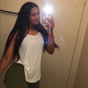 Meet your Posher, Mia